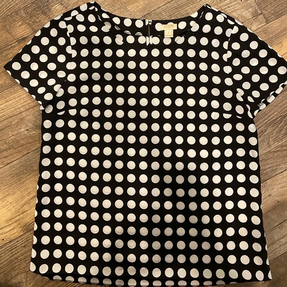 J Crew black and white polka dot short sleeve shirt